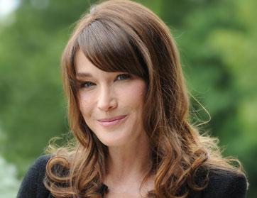 لماذا شبّهت كارلا بروني نفسها بالـ "ليدي غاغا" ؟