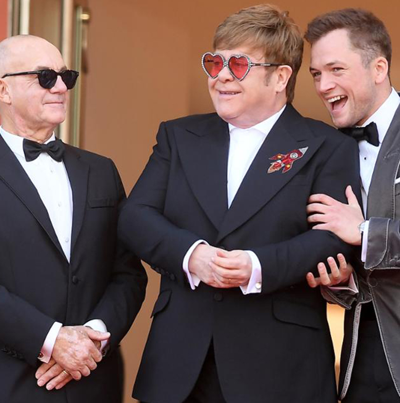 تصاميم شوبارد... اختيار إلتون جون الأول في" كان" ونجمة فيلم "روكيت مان"