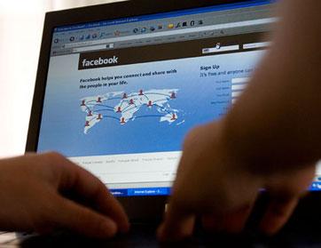 فايسبوك يقرر حذف الإعجابات المزيّفة الموجودة على صفحاته