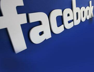 فيسبوك يطلق خدمة الماسنجر لهواتف ويندوز