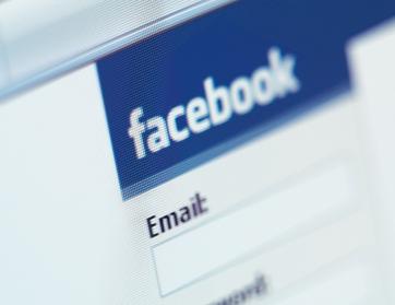 فايسبوك يستشير مستخدميه لتغيير نظام الخصوصية