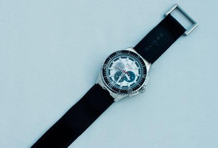 Zenith Stratos  أوّل ساعة تحطّم سرعة الصوت مع فيليكس بومغارتنر