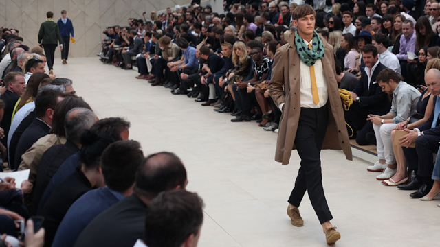 تشكيلة Burberry Prorsum لربيع وصيف 2014