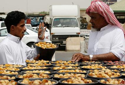 هكذا إحتفل العالم بعيد الفطر  