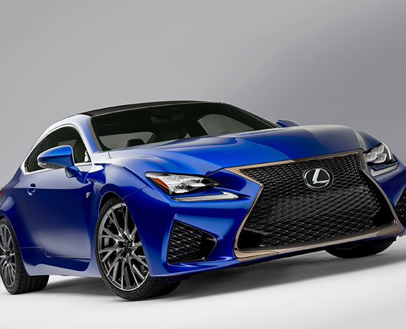 لكزس "RC F" الجديدة تخطف الأنظار في معرض أميركا للسيارات