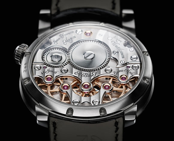 ساعة Legacy Machine No.2: امتدادٌ لتميّز ورقيّ MB&F