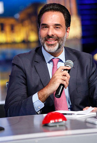 في الحلقة الأولى من تصفيات AGT: كارينا كابور تخطف الأضواء من المشتركين