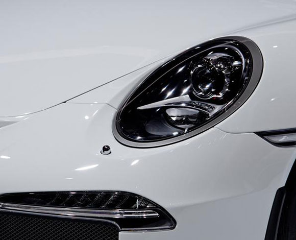 كل ما يجب أن تعرفه عن بورش 911 GT3 RS طراز 2015  