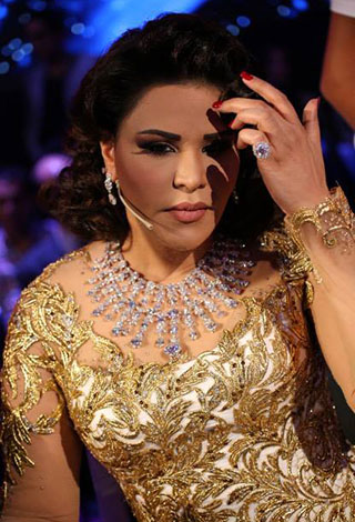 مجوهرات الفنانات في برامج الهواة العرب