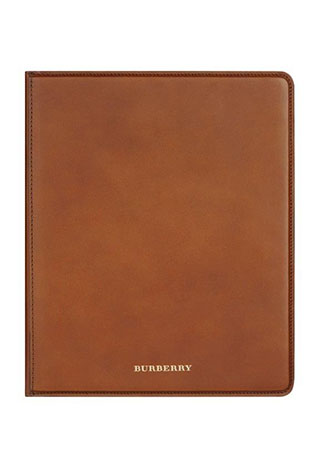 Burberry تستهدف الشرق الأوسط بحملة إعلانية جديدة