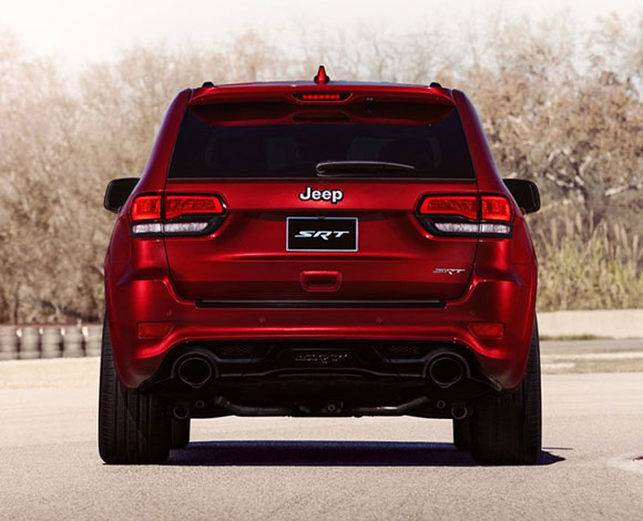 "غراند شيروكي إس آر تي8" جديدة كلياً في المنطقة