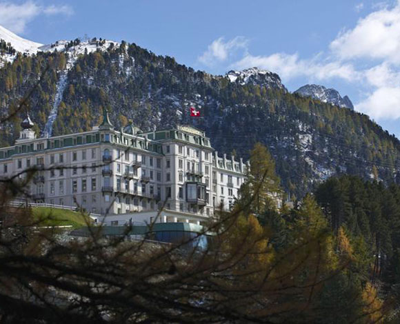 "Grand Hotel Kronenhof" عراقة 150 سنة في جبال الألب 
