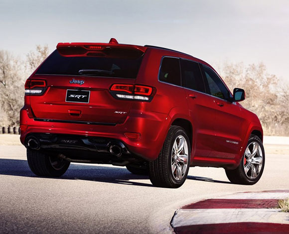 "غراند شيروكي إس آر تي8" جديدة كلياً في المنطقة