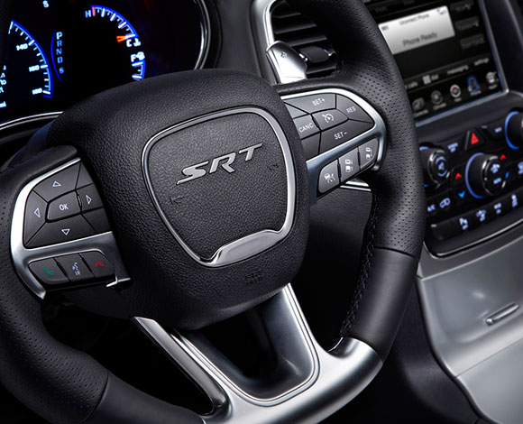 "غراند شيروكي إس آر تي8" جديدة كلياً في المنطقة