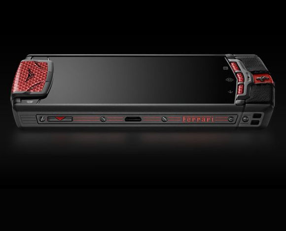 ترقّب لظهور هاتف VERTU Ti FERRARI الذكي الجديد