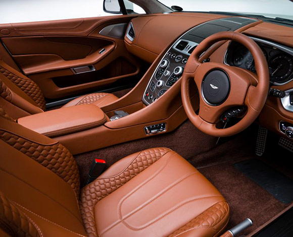 أستون مارتن Vanquish Volante: وزن أخف وتصميم أنيق