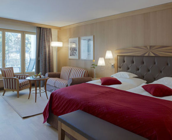 "Grand Hotel Kronenhof" عراقة 150 سنة في جبال الألب 