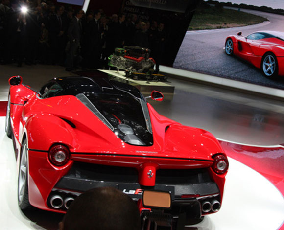 بيع كل سيارات LaFerrari التي يبلغ سعرها 1.4 ملايين دولار 