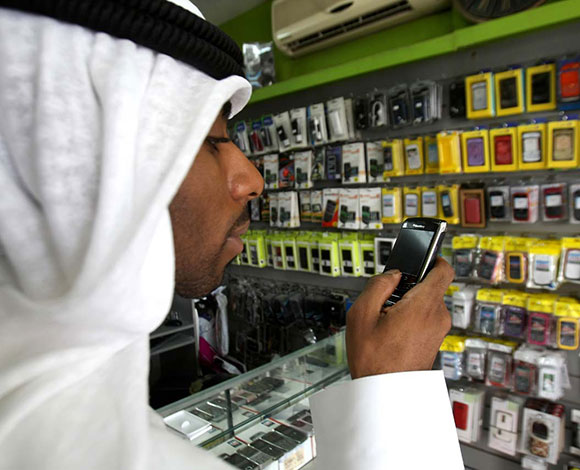 الإمارات الأولى عالمياً في نسبة مستخدمي الهواتف الذكية