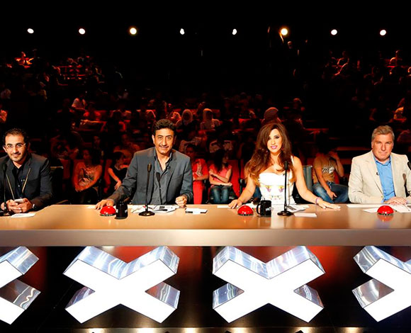 رجال يتنافسون في الرقص في الحلقة الخامسة من "Arabs Got Talent" 