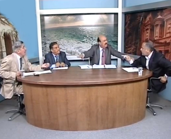  في الاردن: اشتباك بالايدي وضرب وشتائم على الهواء مباشر