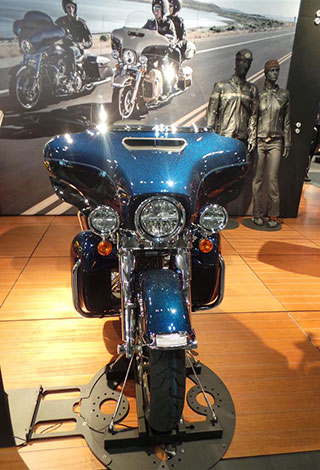 رائد يزور معرض EICMA 2013 في دورته ال 71