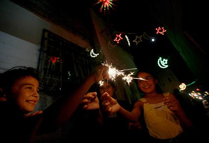 هكذا إحتفل العالم بعيد الفطر  