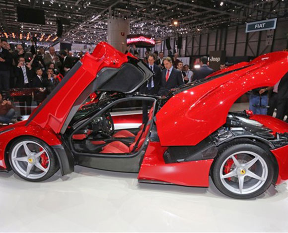 بيع كل سيارات LaFerrari التي يبلغ سعرها 1.4 ملايين دولار 