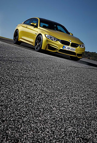 BMW M3 سيدان وBMW M4 كوبيه الجديدتان... أداء عال وكفاءة ممتازة 