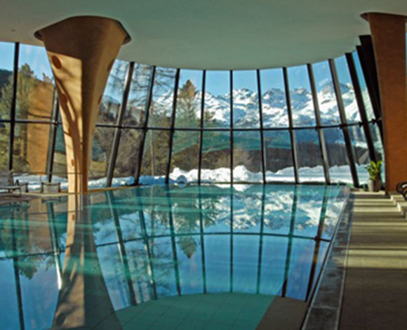 "Grand Hotel Kronenhof" عراقة 150 سنة في جبال الألب 