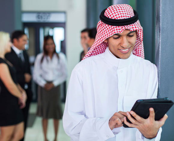لاستخدام التكنولوجيا في العمل إيتيكيت خاص ... تعرّف إليه