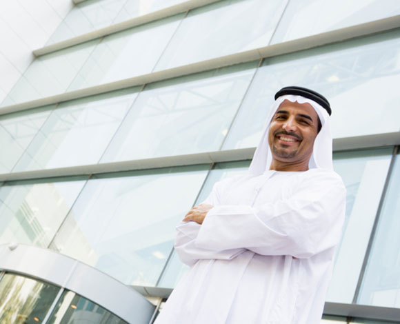 لضمان نجاحك في الإمارات لا تهمل قواعد اللباس تلك