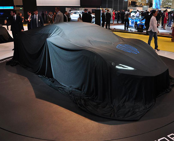 Lykan HyperSport 2014 : امتيازات تقنية فريدة