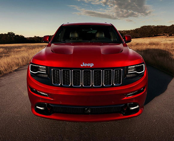 "غراند شيروكي إس آر تي8" جديدة كلياً في المنطقة