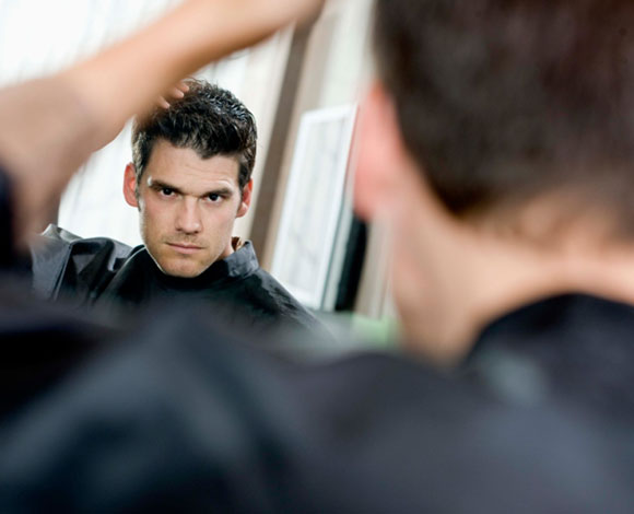 كيف تبقى جذابا من خلال إطلالتك؟