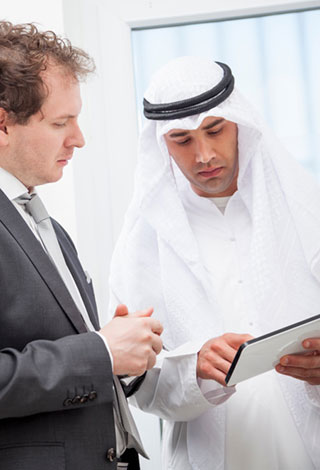 لاستخدام التكنولوجيا في العمل إيتيكيت خاص ... تعرّف إليه