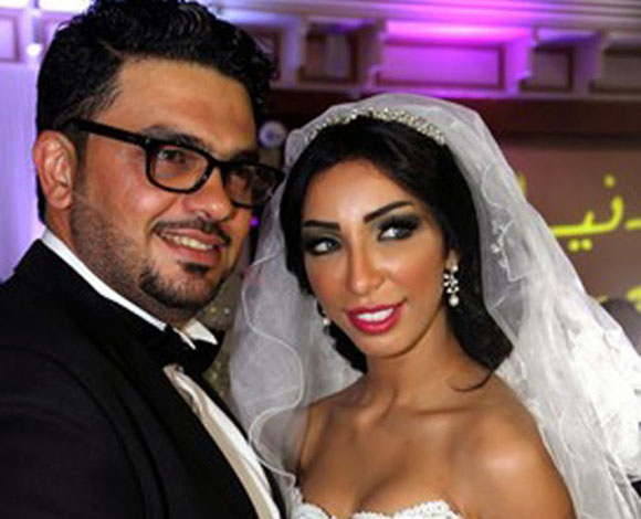 زفاف الفنانة دنيا بطمة ووالد حلا الترك