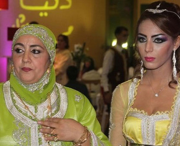 زفاف الفنانة دنيا بطمة ووالد حلا الترك