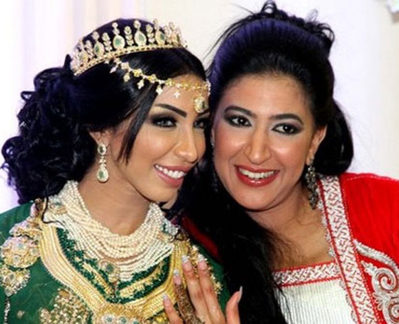زفاف الفنانة دنيا بطمة ووالد حلا الترك