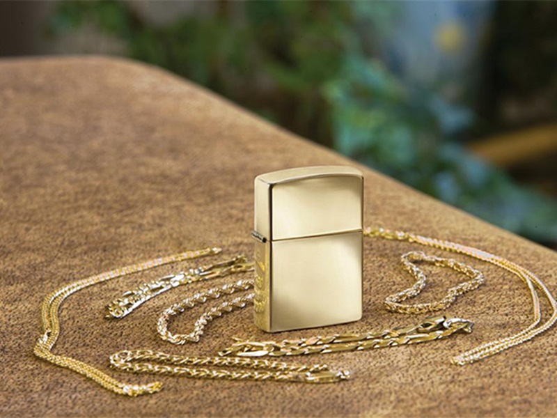 ولاعات "Zippo": مجموعة نادرة مقاومة للهواء