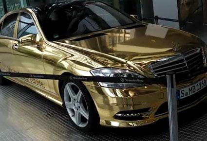 مرسيدس S500 المطليّة بالذهب في معرض شتوتغارت