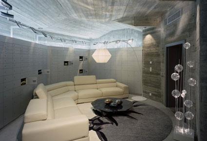 Roche Bobois   مفروشات ذات حس فني عال 