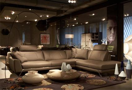 Roche Bobois   مفروشات ذات حس فني عال 