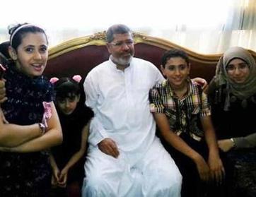 جلجاب مرسي يحقق 500 ألف لايك على مواقع الإجتماعية