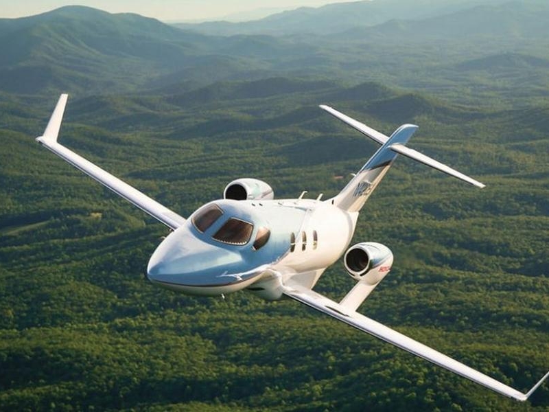هوندا تطور نسخة أهدأ وأقل تلوثا وذات مدى أكبر من طائرة HondaJet Elite