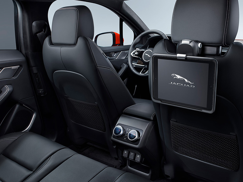 جاكوار I-PACE الكهربائية ترسخ مكانتها المتميزة بين أكثر السيارات أماناً على الطرقات