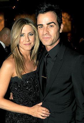 ثلاثةٌ من ثنائيّي هوليوود «قد» يتزوّجون هذا الصيف...