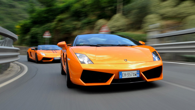 تمتّع بتجربة Lamborgini Gallardo 570-4 Performante