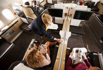 "لوفتهانزا" تفوز بتصنيفات "سكاي تراكس" العالمية للدرجة الأولى