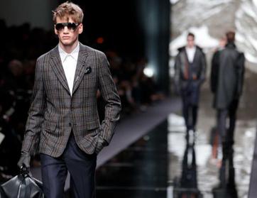 عرض حيّ لمجموعة Louis Vuitton لخريف وشتاء 2013-2014